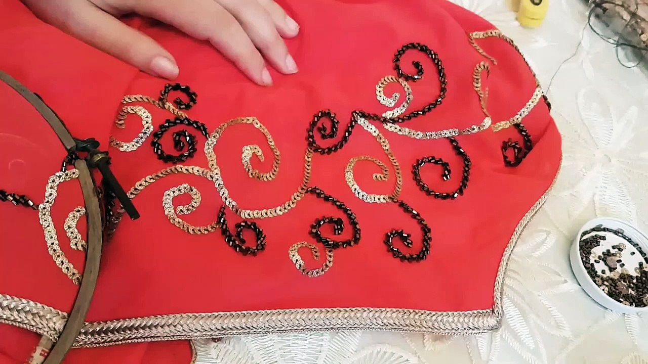 بغيتي تنبت فراشة وحايرة اجي تشوف وطبق وعتطلعلك غزاالة فحالك