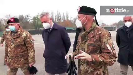 Coronavirus, Ministro Guerini visita Drive Through Difesa più grande in Italia: "800 tamponi al giorno"