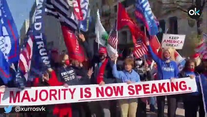Trump aparece por sorpresa en una manifestación que reivindica su «victoria electoral» en Washington