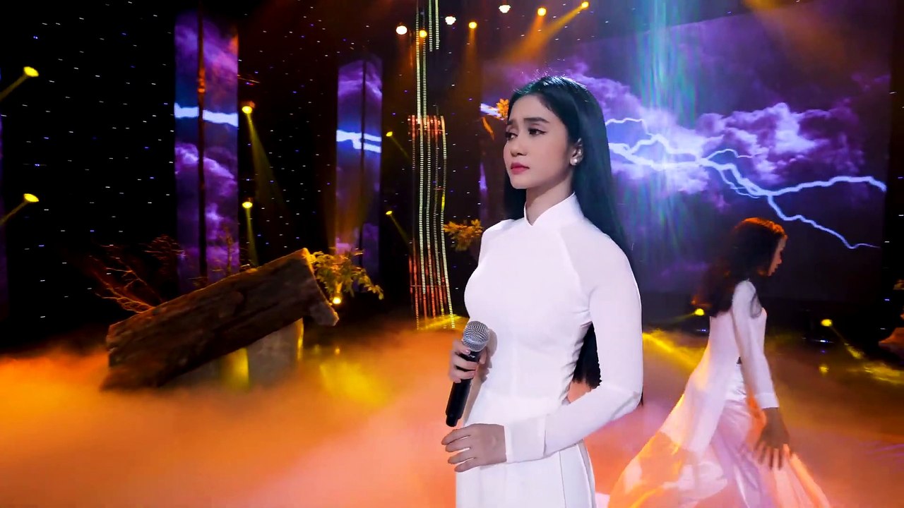 Tôn Nữ Còn Buồn - Phương Anh