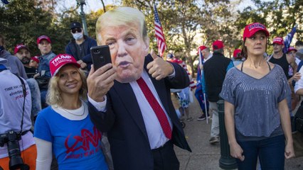 بعد أن خسر الانتخابات.. ترامب يتصرف كزعيم دولة ليست ديمقراطية