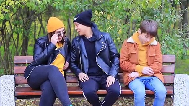 ¡Solo En Casa! ¡12 Bromas Divertidas De Defensa Personal! ¡Guerra De Bromas!