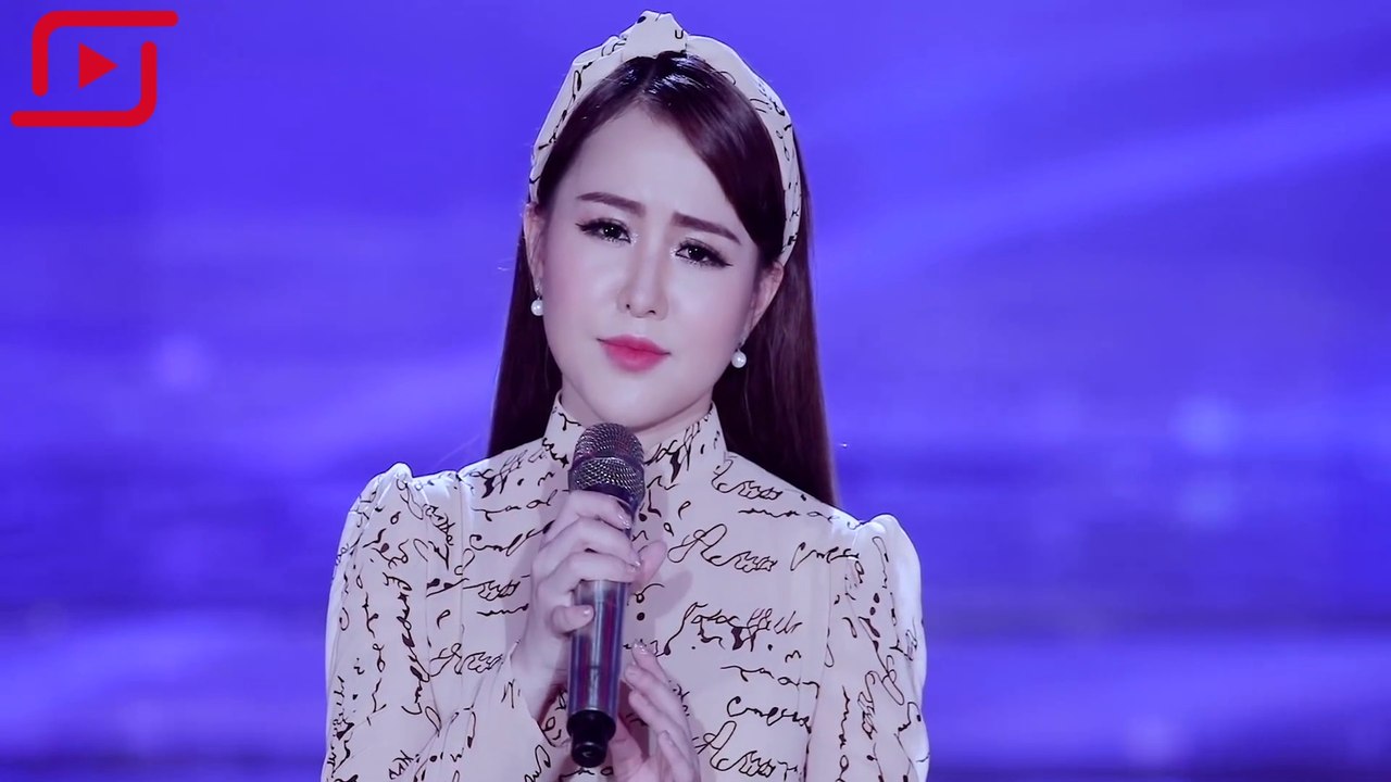 Hai Kỷ Niệm Một Chuyến Đi | Ý Linh