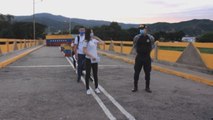 Estudiantes pasan de Venezuela a Colombia para prueba estatal