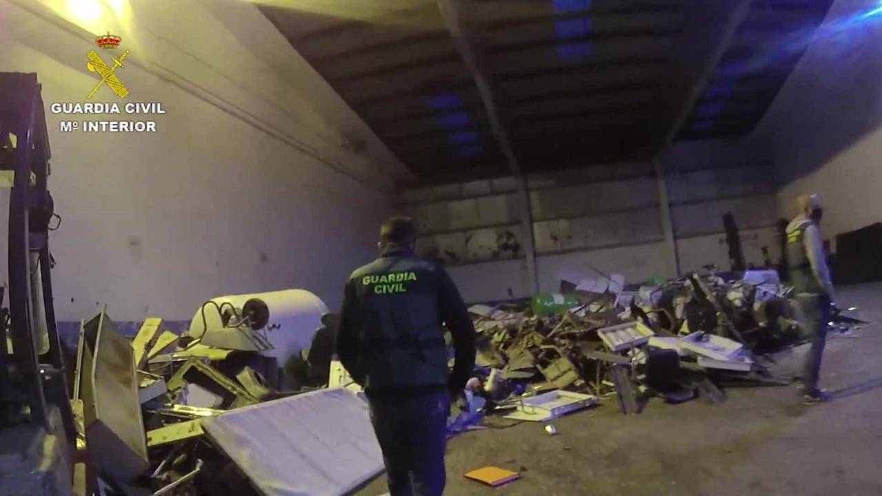 La Guardia Civil detiene a tres hombres en Navarra por 28 delitos de robo