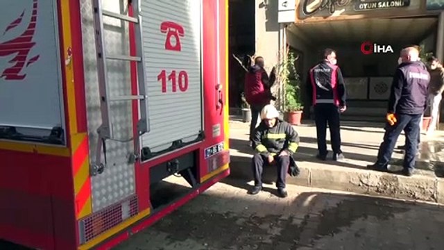 Elektrik panosunda çıkan yangın paniğe neden oldu