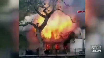 Son dakika... İstanbul'da tarihi Vaniköy Camisi'nde yangın | Video