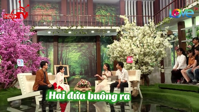 Bà mối Cát Tường cười đau bụng khi cặp đôi sắp cưới hôn nhau ở bãi biển bị bảo vệ phá đám liên tục