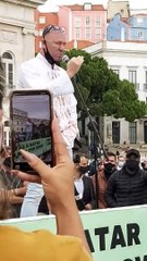 Empresário da restauração revolta-se durante manifestação "O Governo mandou-me levar no cu"