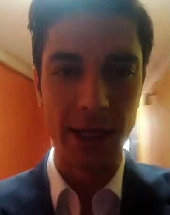 Άγριες Μέλισσες: Ο Λάμπρος τσάκωσε τη Λενιώ να...