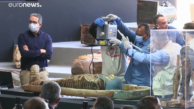 Egitto, oltre 100 sarcofagi di 2500 anni fa rinvenuti a sud di Saqqara