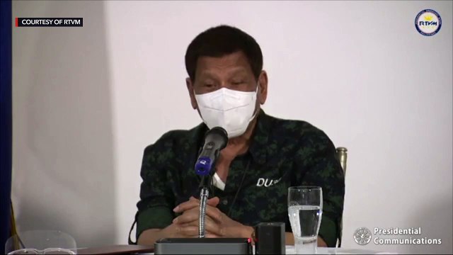 Duterte, officials exchange sex jokes in post-typhoon briefing