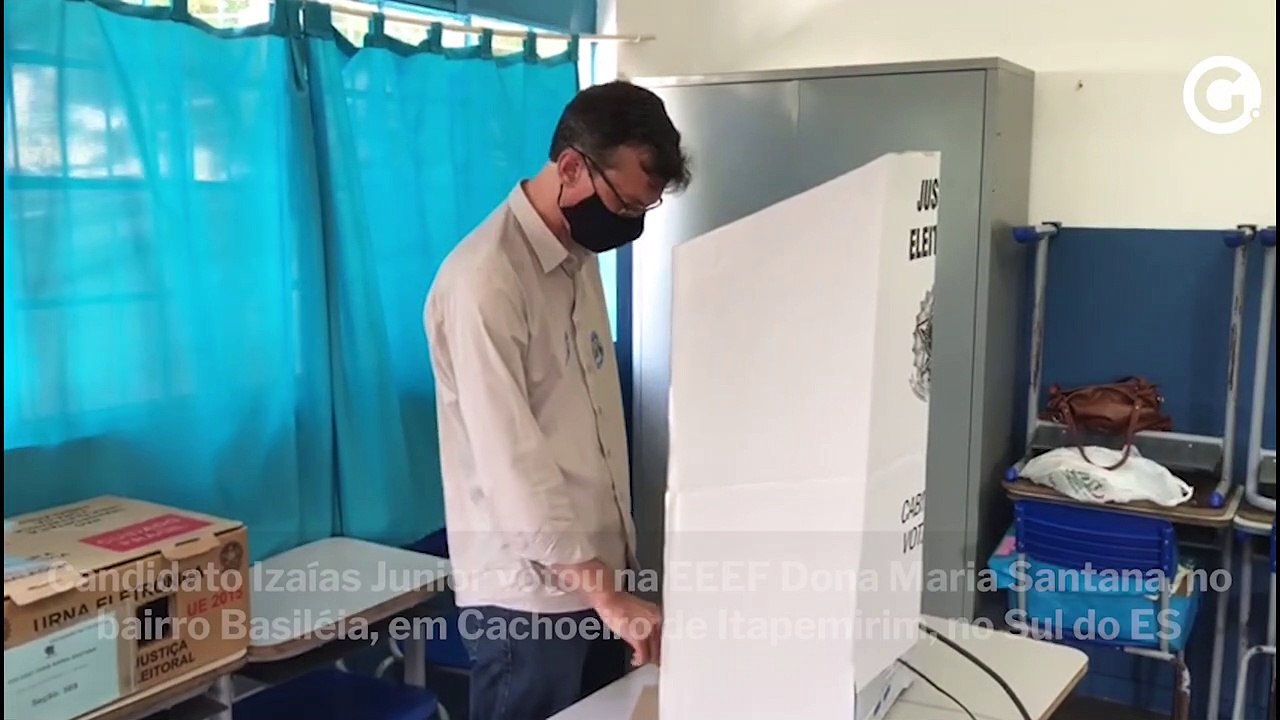 Candidato Izaías Junior votou na EEEF Dona Maria Santana, no bairro Basiléia, em Cachoeiro de Itapemirim, no Sul do ES