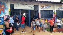 Votação municipal na escola Padrão em Santo Antônio do Descoberto