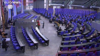 El príncipe Carlos en Berlín para la conmemoración del Día de Duelo por las víctimas de las guerras