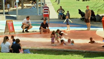 Temperatures soar into the 40s in outback Queensland