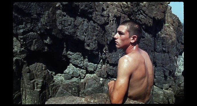 Février Film Extrait