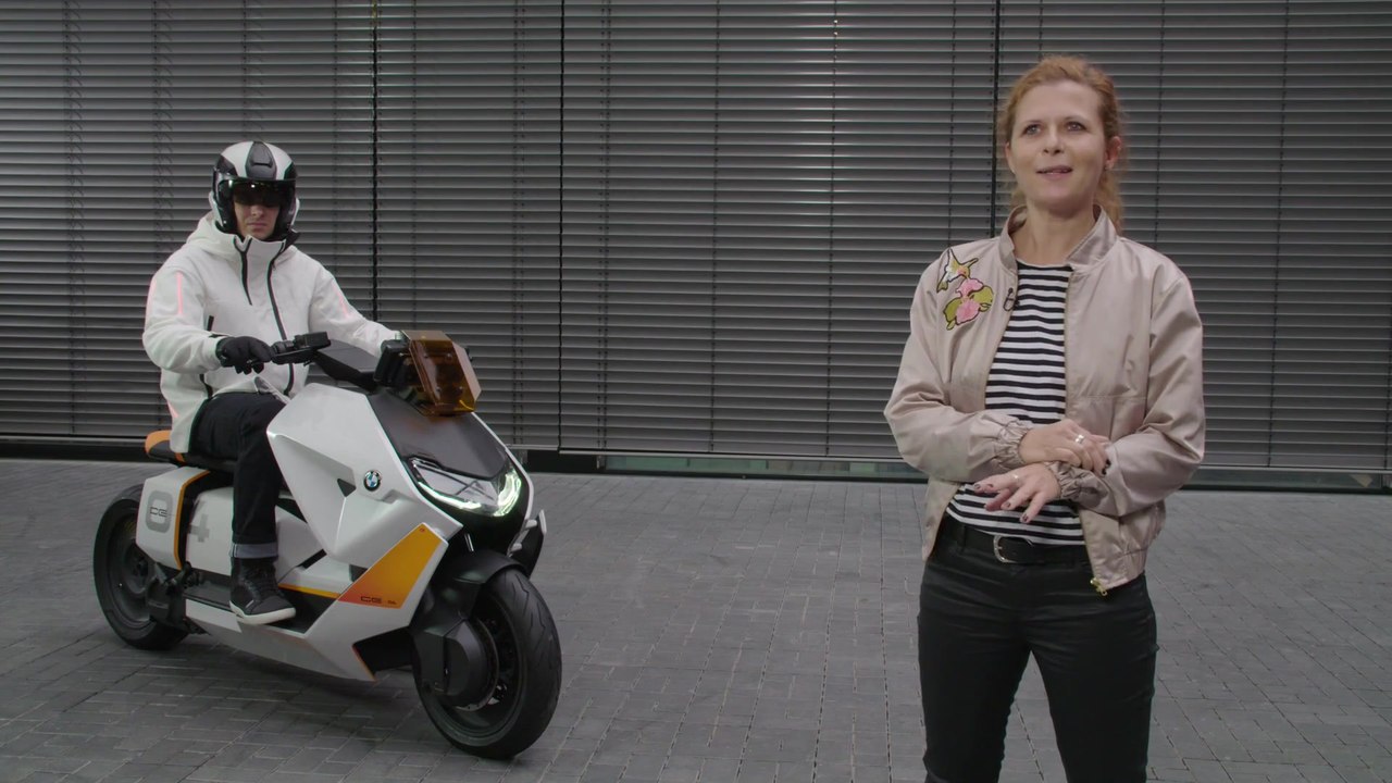 BMW Motorrad Definition CE 04 - Julia Lein, Head of Design Rider’s Gear and Style Collections BMW Motorrad
