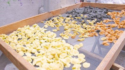 How grannies make fresh pasta in the streets of Bari, Italy