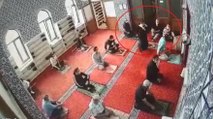 ‘Bu cami benim’ diyen kadın cemaati canından bezdirdi