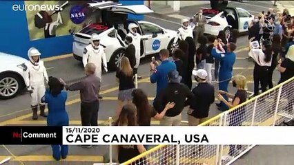 SpaceX’e ait Dragon tam operasyonel mürettebatı ile uzaya gönderildi