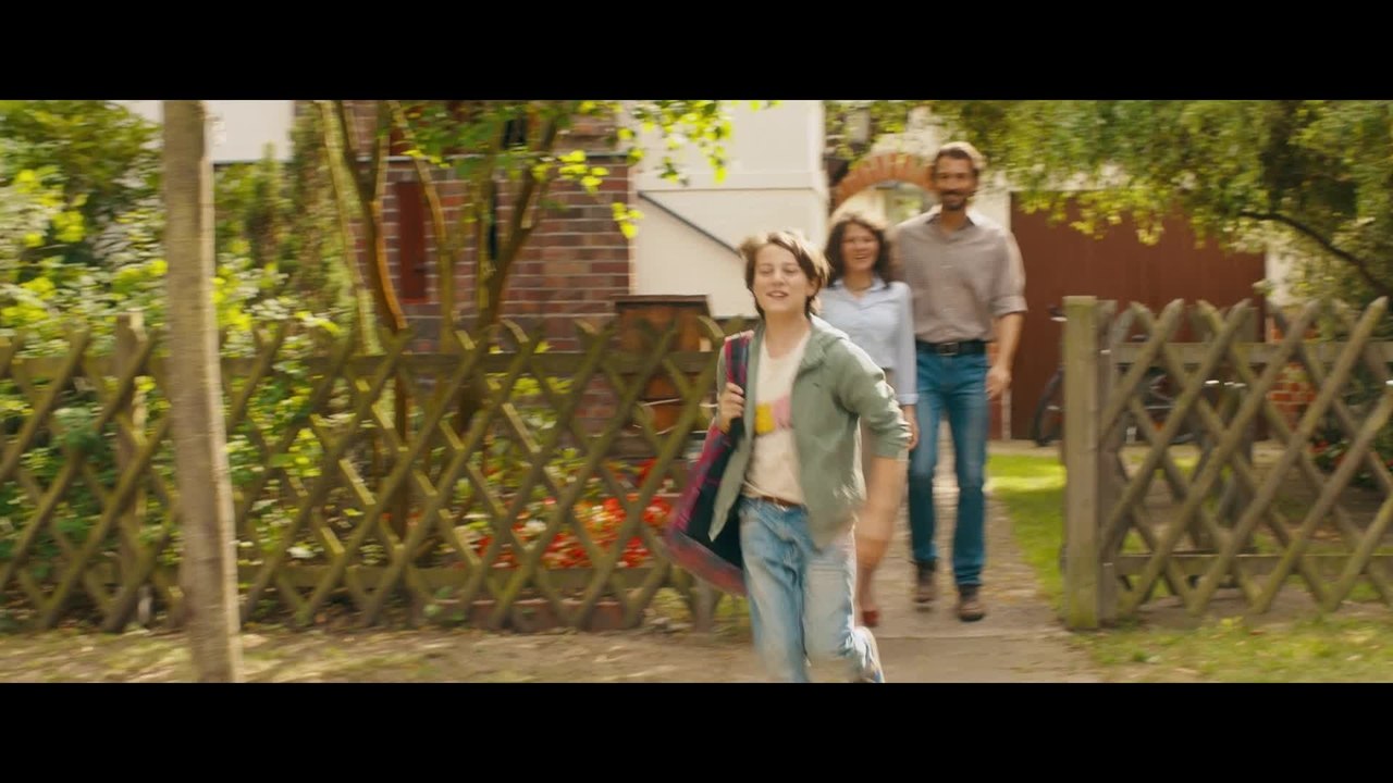 Conni & Co - Clip 03 Ein Oldtimer braucht einen Oldtimer (Deutsch) HD