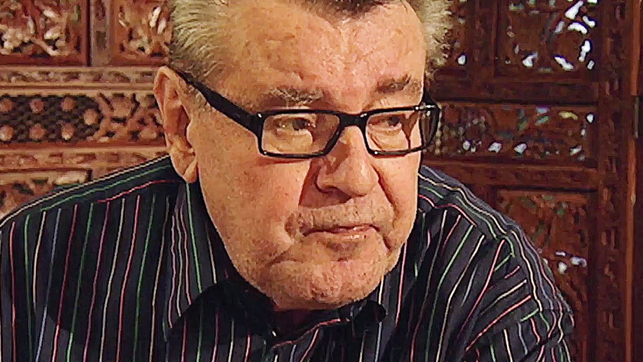 Milos Forman What Doesn't Kill You - Trailer (Deutsche UT) HD