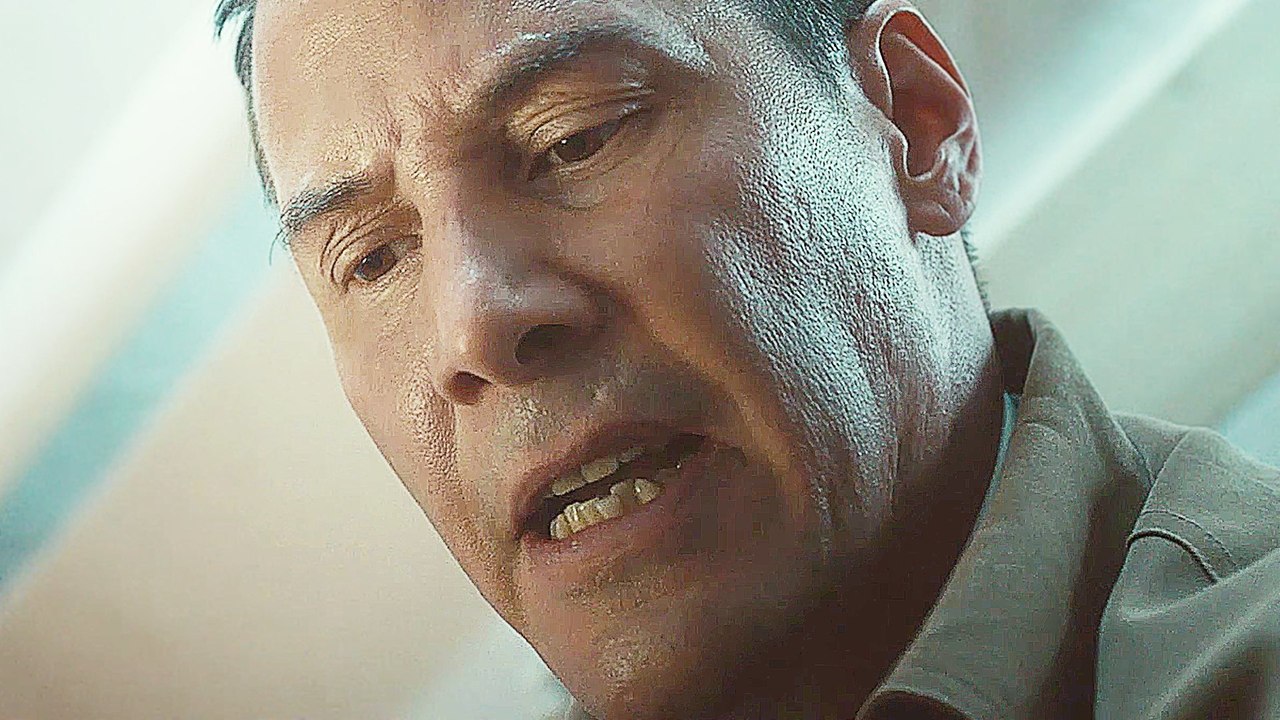 Exposed - Trailer (Deutsch) HD