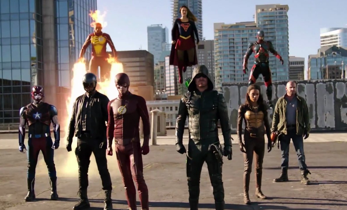 Supergirl - S02 Trailer Heroes v Aliens The Dominators (English) HD