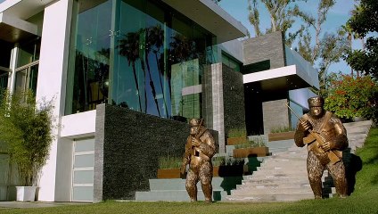 Why Him - Clip Christmas Card (English) HD