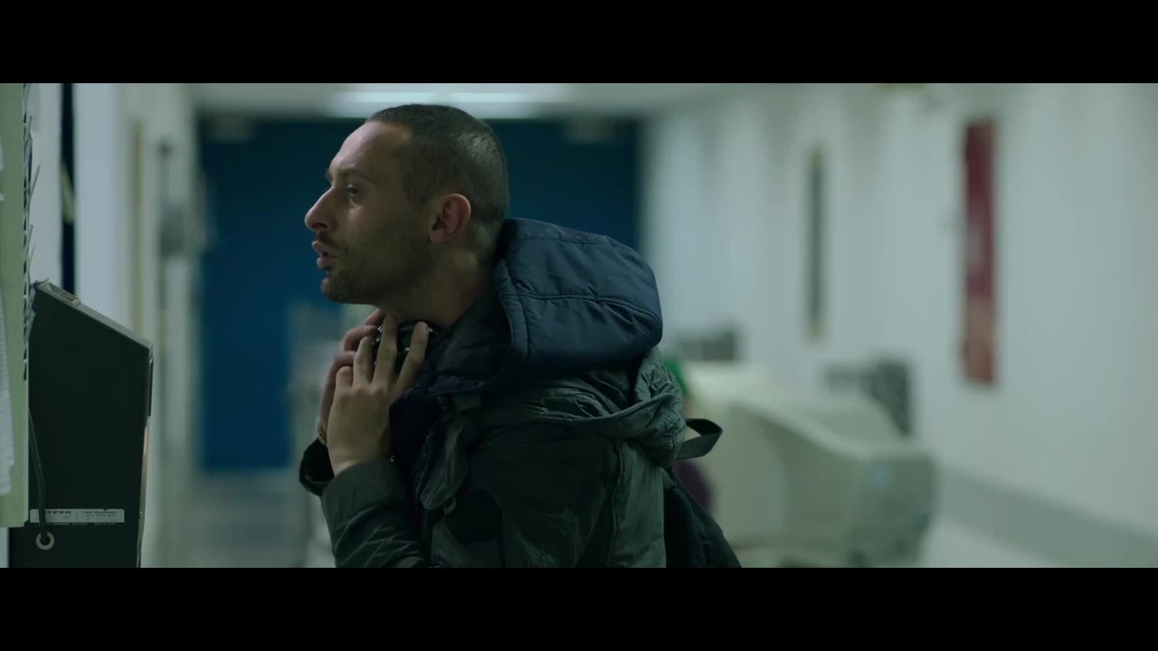 Junction 48 - Clip Karemm lÃ¤uft durch Lod (Deutsch) HD