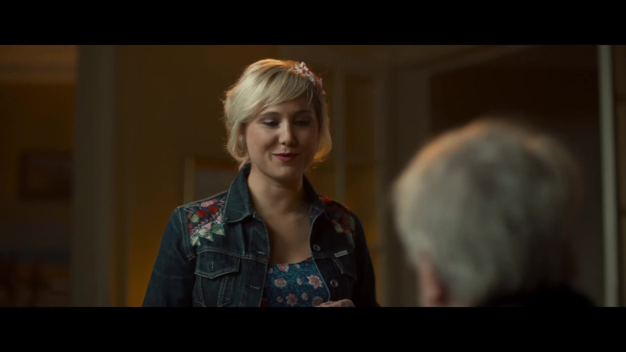 Gemeinsam wohnt man besser - Clip Hubert bietet Zimmer an (Deutsch) HD