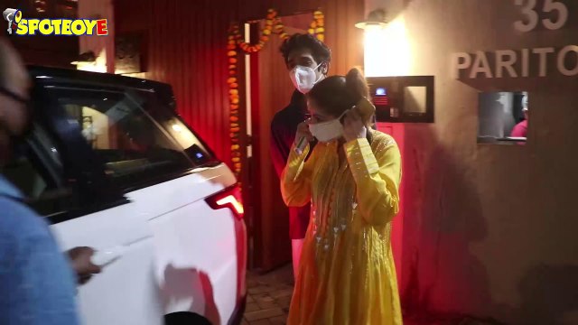 Ananya Panday, Bhavna Pandey, Chunky Pandey Celebrate Diwali at Chikki Panday’s House _ SpotboyE