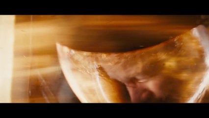 Passengers - Clip Broken Tether (English) HD