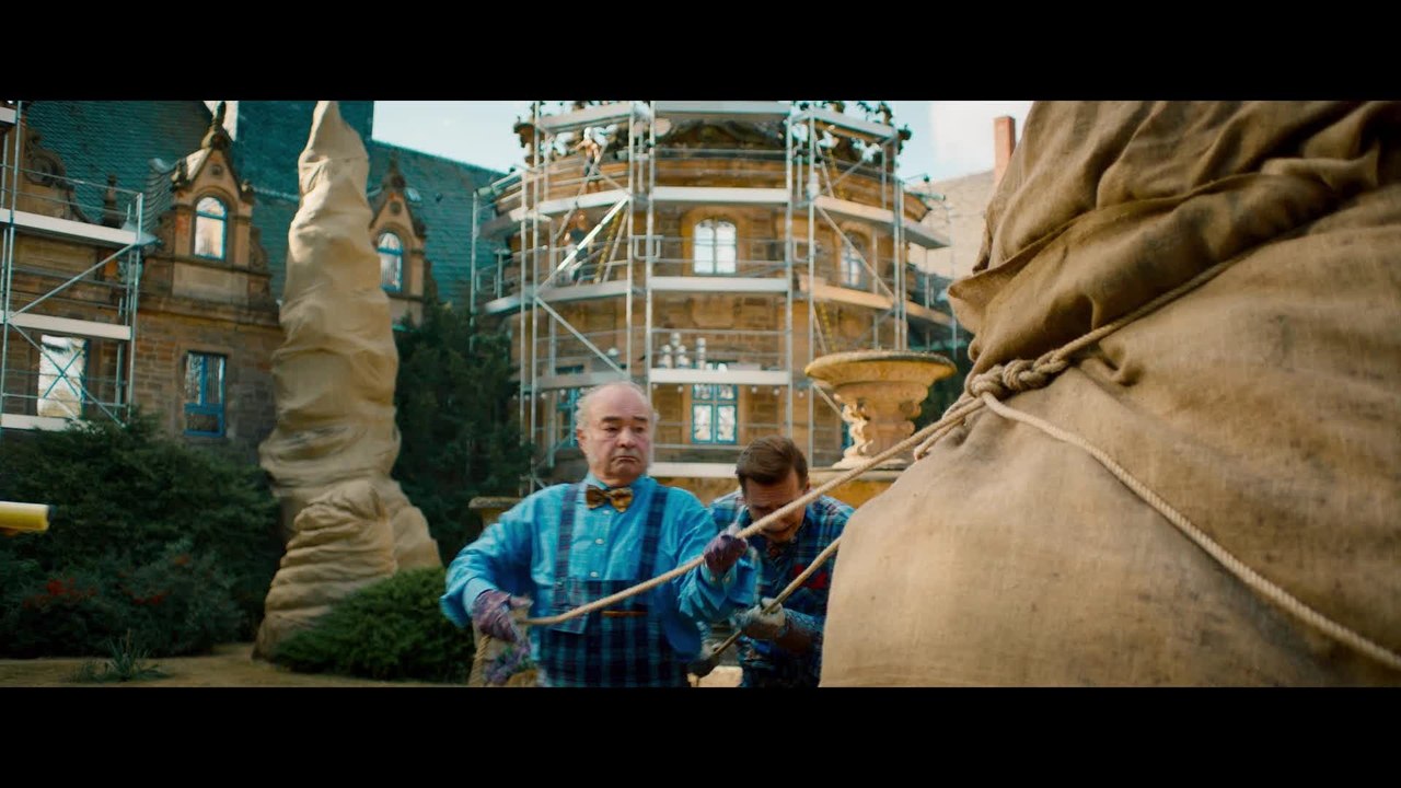 Bibi & Tina 4 - Clip Der Trumpfwall (Deutsch) HD