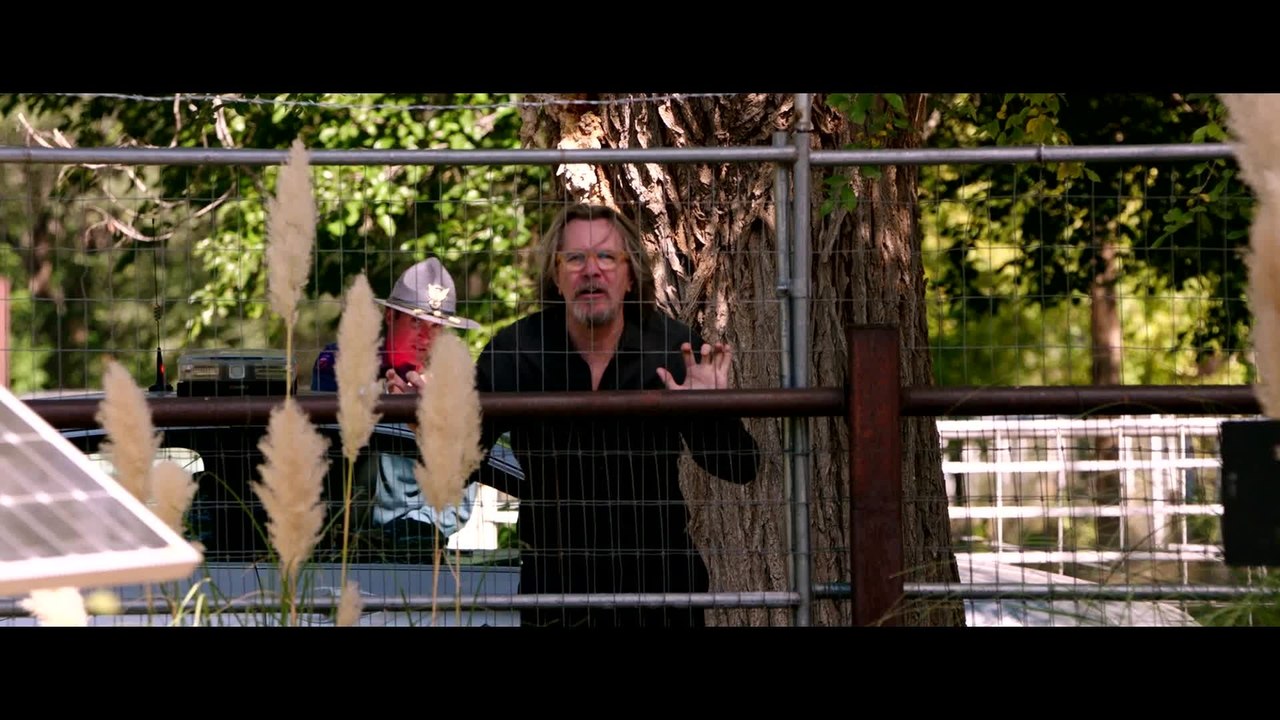 Den Sternen so nah - Clip Flucht mit dem Flugzeug (Deutsch) HD