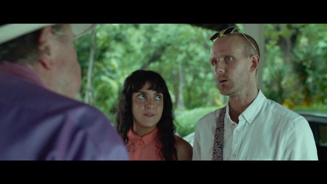 Der HunderteinjÃ¤hrige, der die Rechnung nicht bezahlte und verschwand - Clip 01 (Deutsch) HD