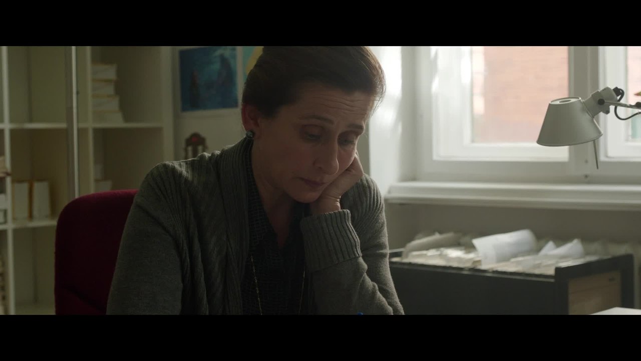 Axolotl Overkill - Clip BÃ¼ro der Direktorin (Deutsch) HD