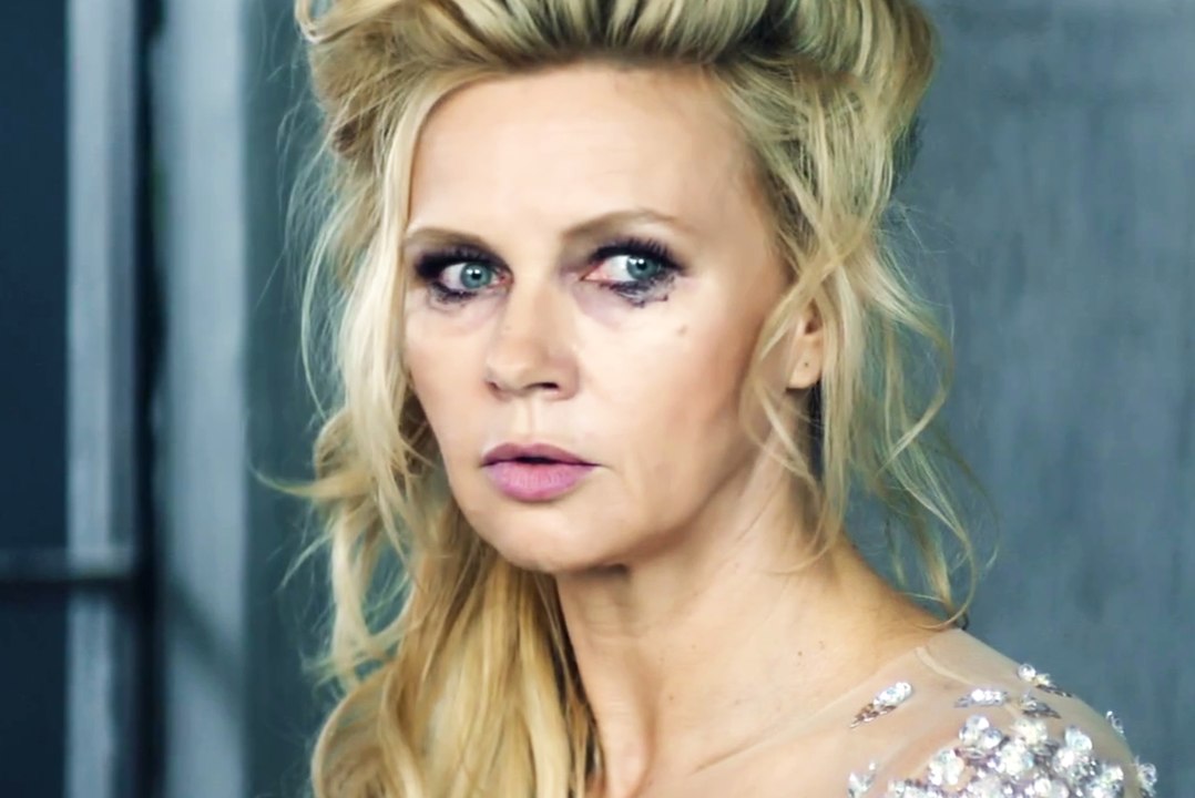 Unter Deutschen Betten - Trailer (Deutsch) HD