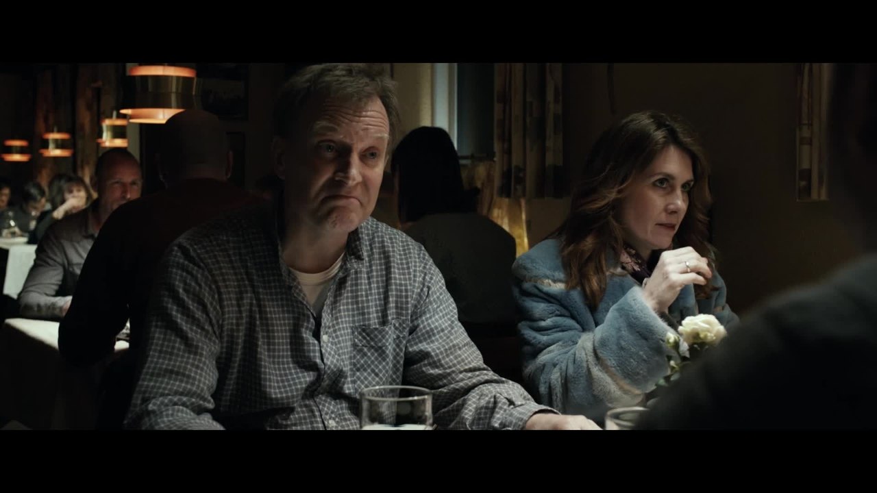 Small Town Killers - Clip Abendessen ausser Kontrolle (Deutsch) HD