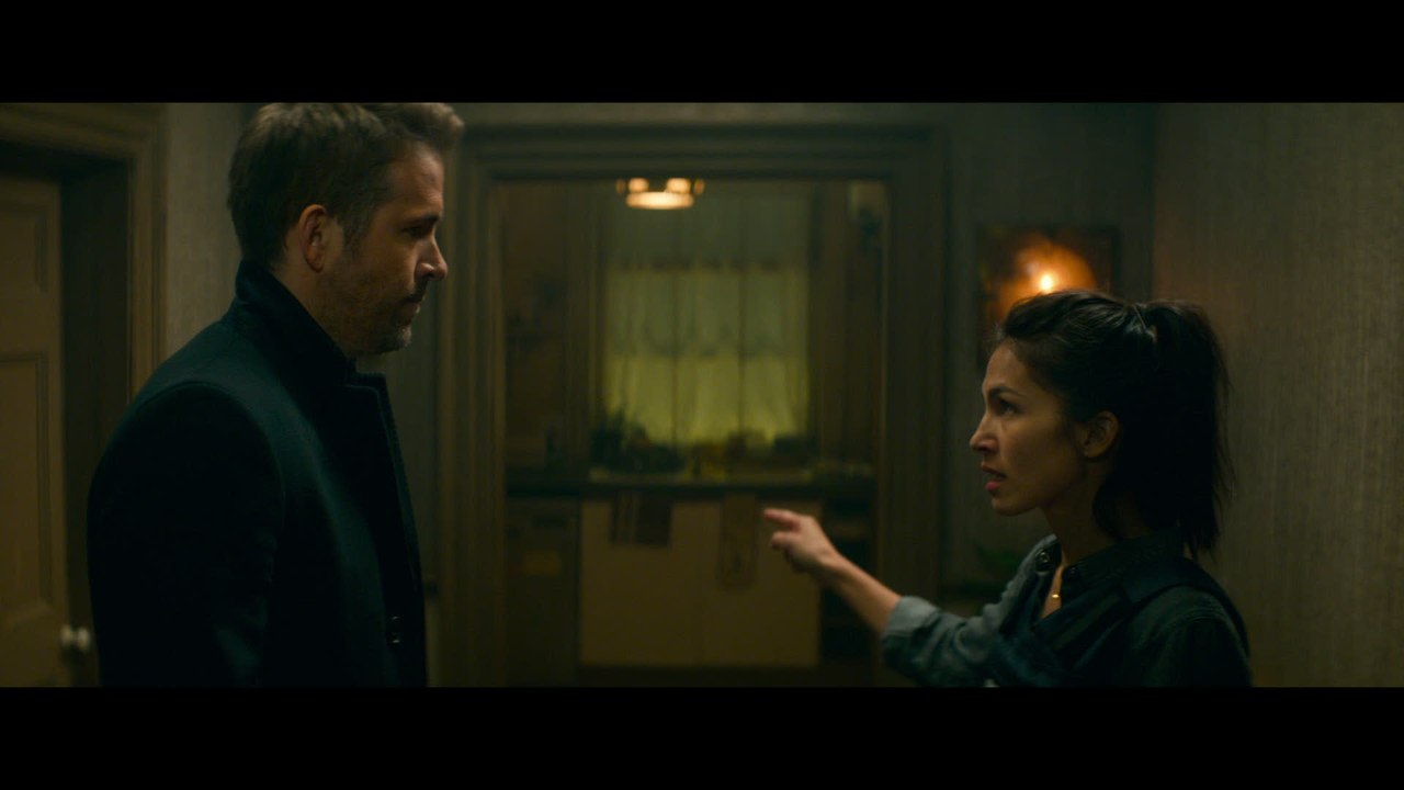 Killerâ€™s Bodyguard - Clip Kampf im Safe (Deutsch) HD