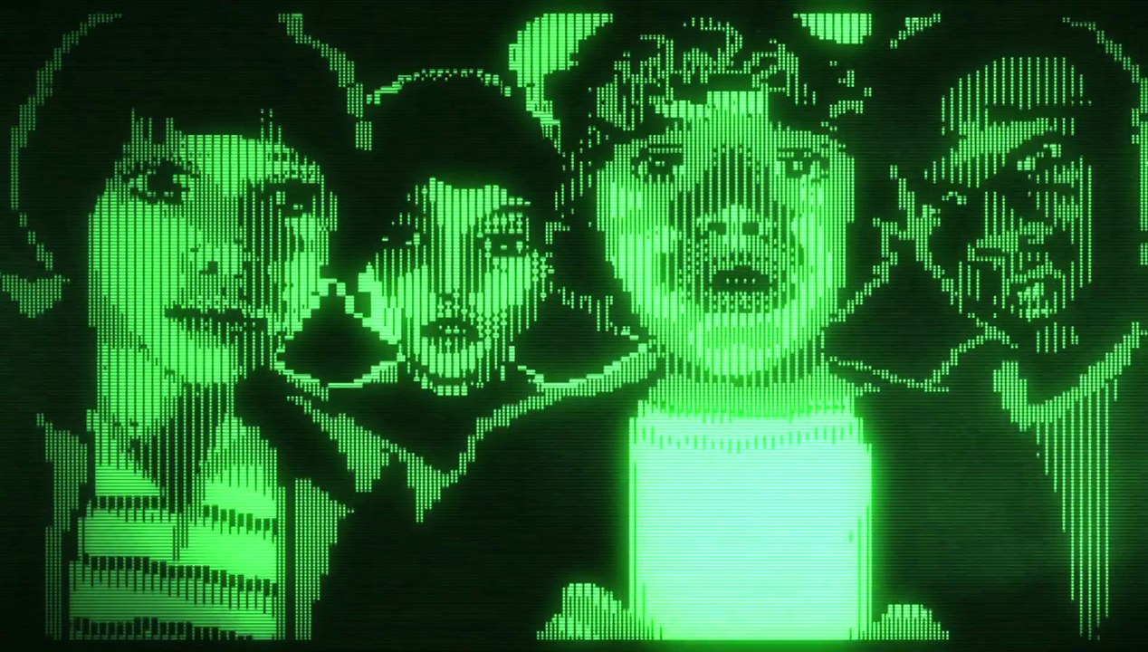 Stranger Things - S02 Beyond Stranger Things  (English) HD
