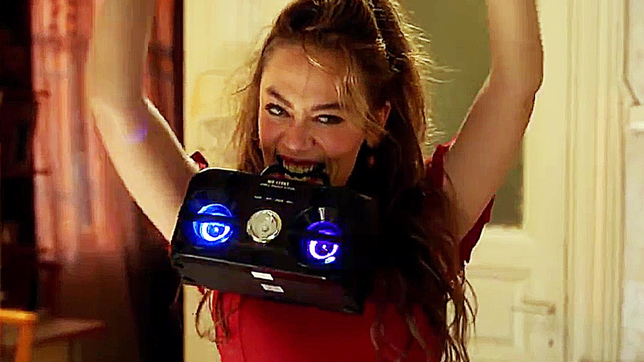 Aile ArasÄ±nda - Teaser Trailer (TuÌˆrkisch) HD