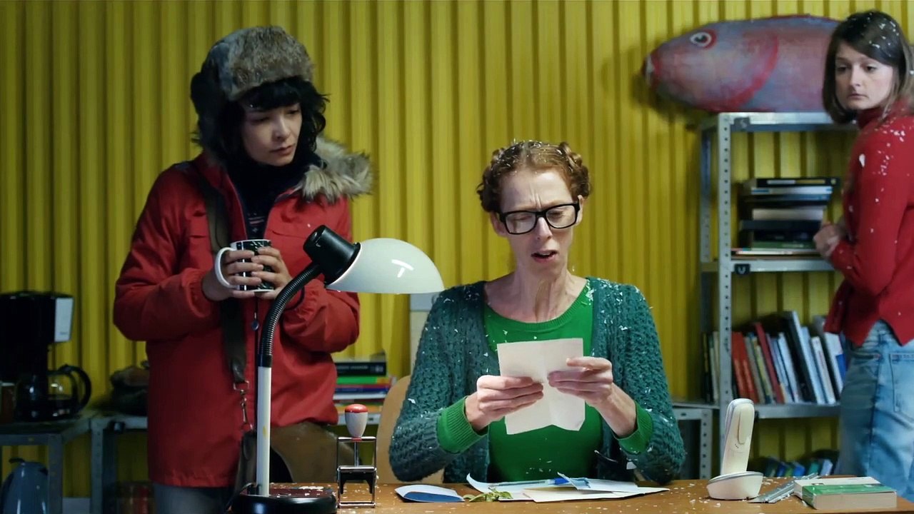 BarfuÃŸ in Paris - Trailer (Deutsch) HD