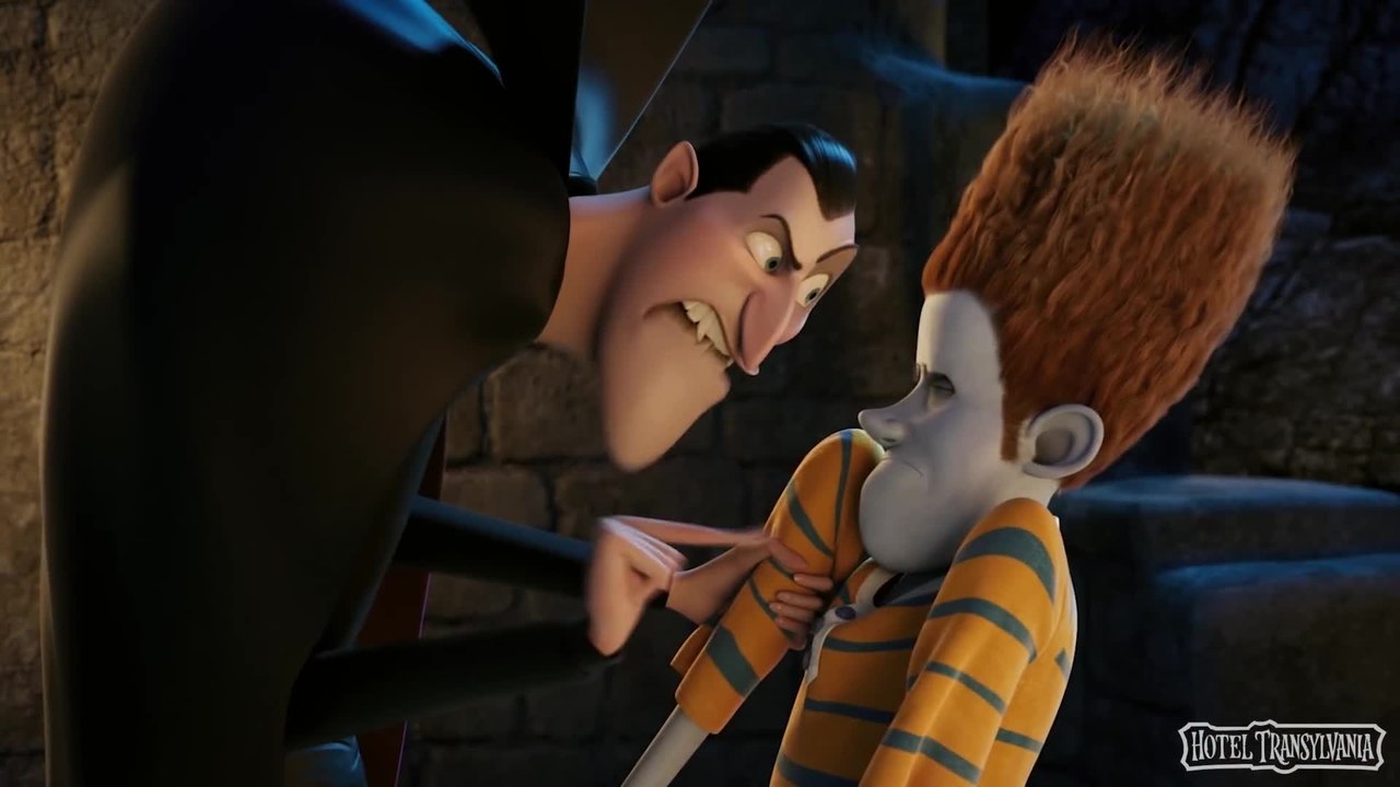 Hotel Transylvania 3 - Clip 'Pool Party!' (English) HD