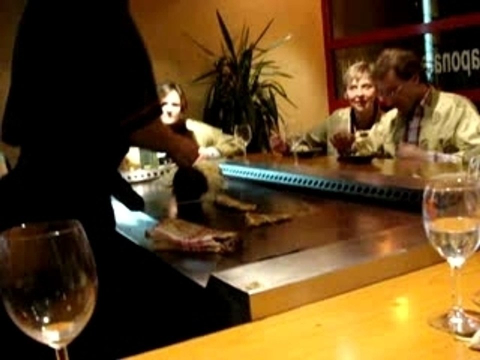 restaurant japonais sakura tournai couper omelette cuisine