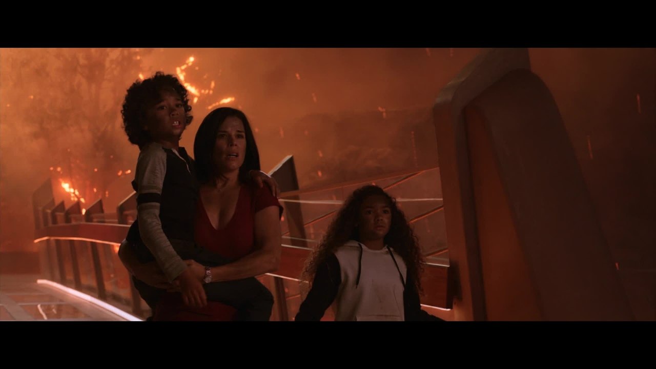 Skyscraper - Clip 03 Sarah kÃ¤mpft mit Mr Pierce (Deutsch) HD