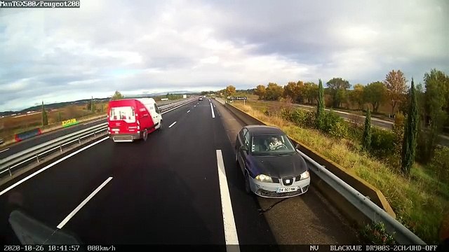 Il croise une voiture à contre-sens sur la nationale 106