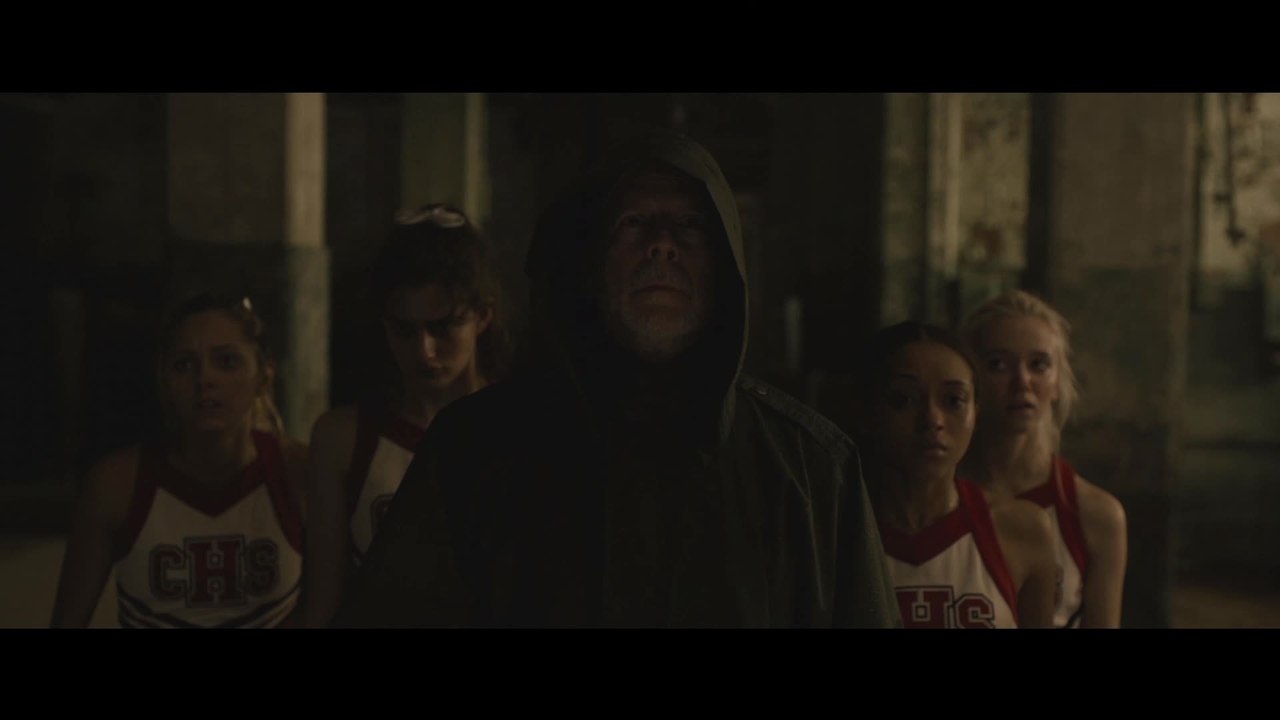 Glass - Clip 01 The Overseer is attacked (Deutsch) HD