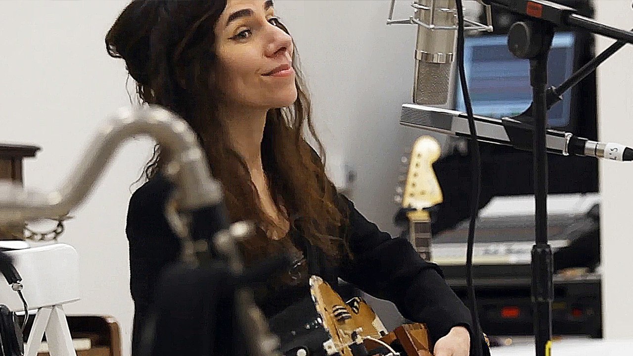 PJ Harvey A Dog Called Money - Trailer (Deutsche UT) HD